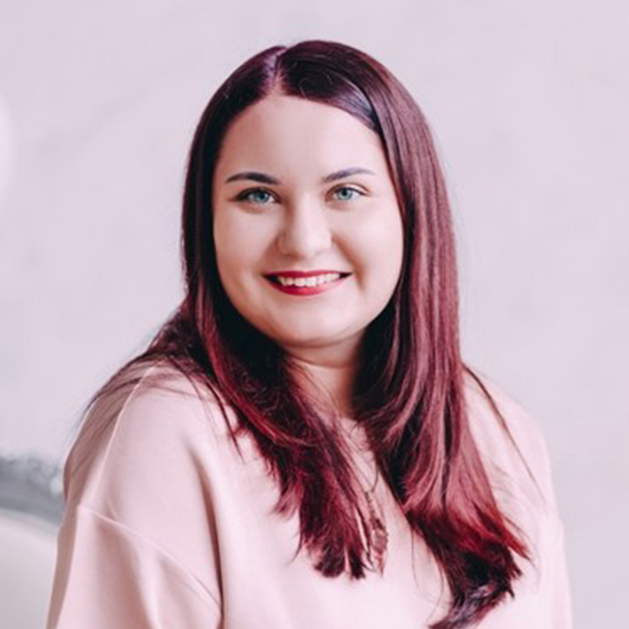 Дина Озерова